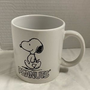 Peanuts Snoopy Large Mug Cup Black and White